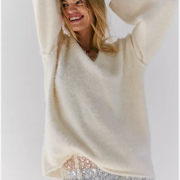 Free People Sparrow Oversized Pul over Cream sz XS - Picture 1 of 6